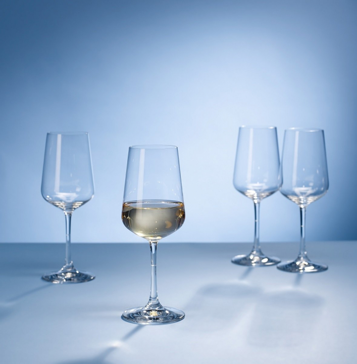 Ovid Vitvinsglas 380 ml, 4-Pack - 285453 i gruppen SERVERING / Glas / Vinglas & champagneglas hos NordiskaDeko Djursholm (4003686285453)