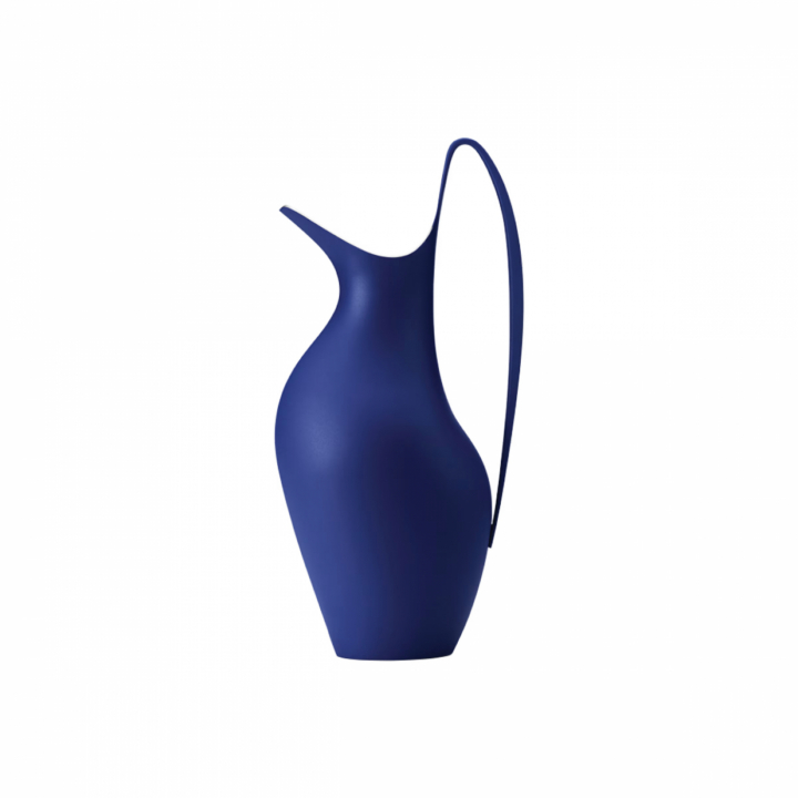 KOPPEL Pitcher Petite, Iconic Blue 0,2L Georg Jensen, 10020342 i gruppen SERVERING / Kannor & karaffer / Vattenkaraffer & kannor hos NordiskaDeko Djursholm (5713275243779)