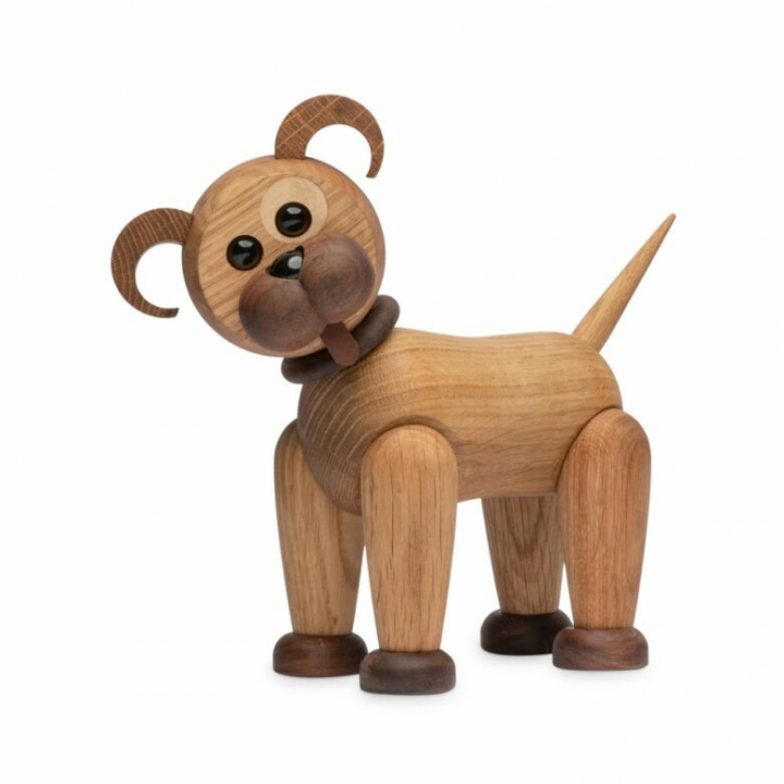 Spring Copenhagen Buddy Hund Trädekoration 20,5 cm Ek. 2096-FSC i gruppen INREDNING / Dekoration / Skulpturer & porslinsfigurer hos NordiskaDeko Djursholm (5713487065817)