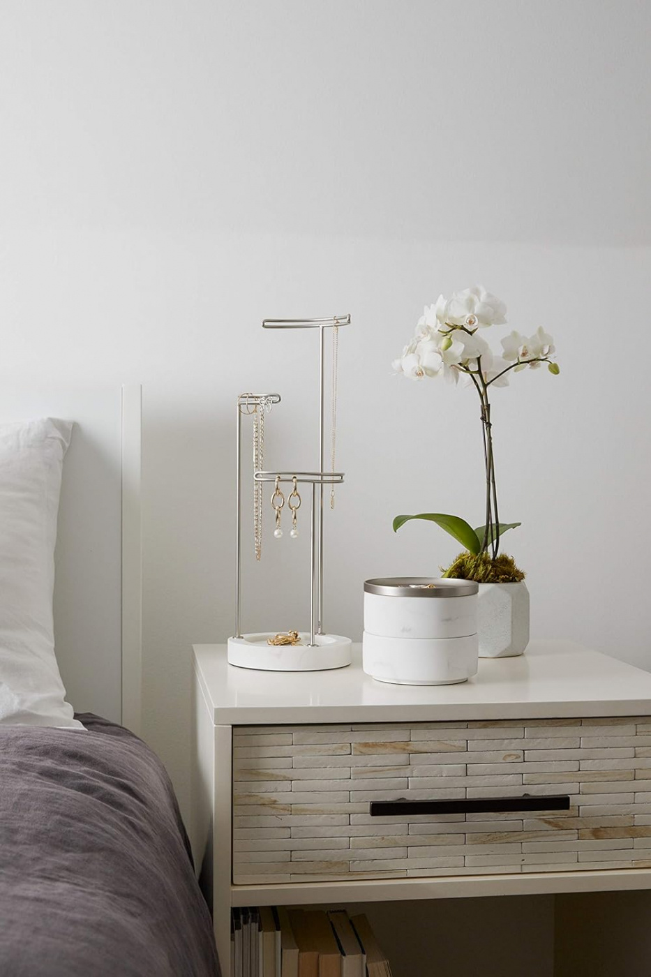 Umbra Tesora Smyckeskrin, vit nickel, 299470-491