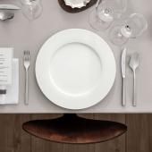 Set om 4 tallrikar i porslin, 33 cm Royal - 154704 Set om 4 tallrikar i porslin, 33 cm Royal - 154704