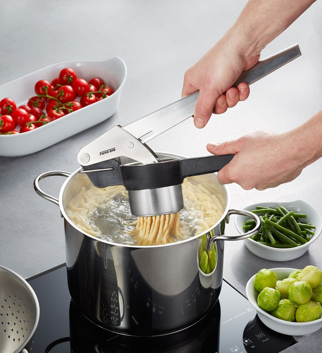 Potatis, juice och spaetzlepress FORCE ONE - Gefu, 13110