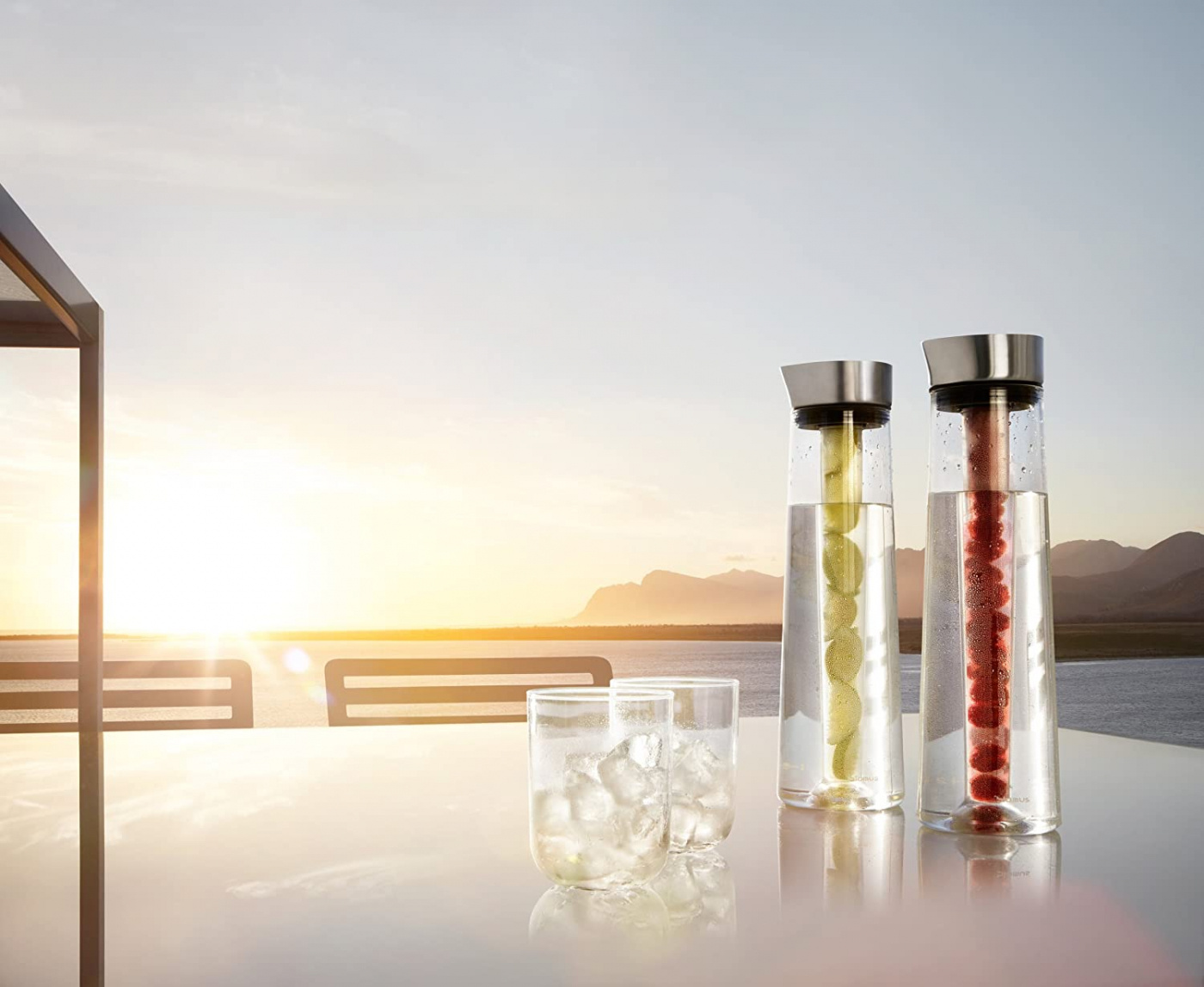 Blomus Acqua Cool vattenkaraff 1,2 liter med hällpip i rostfritt stål och kylpinne, 63478