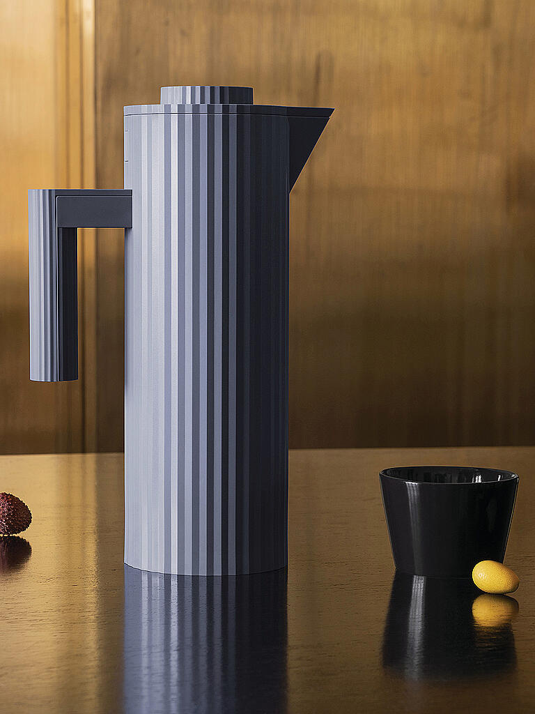 Alessi Termoskanna Plissé grå  1 liter, av Michele De Lucchi- MDL12 G